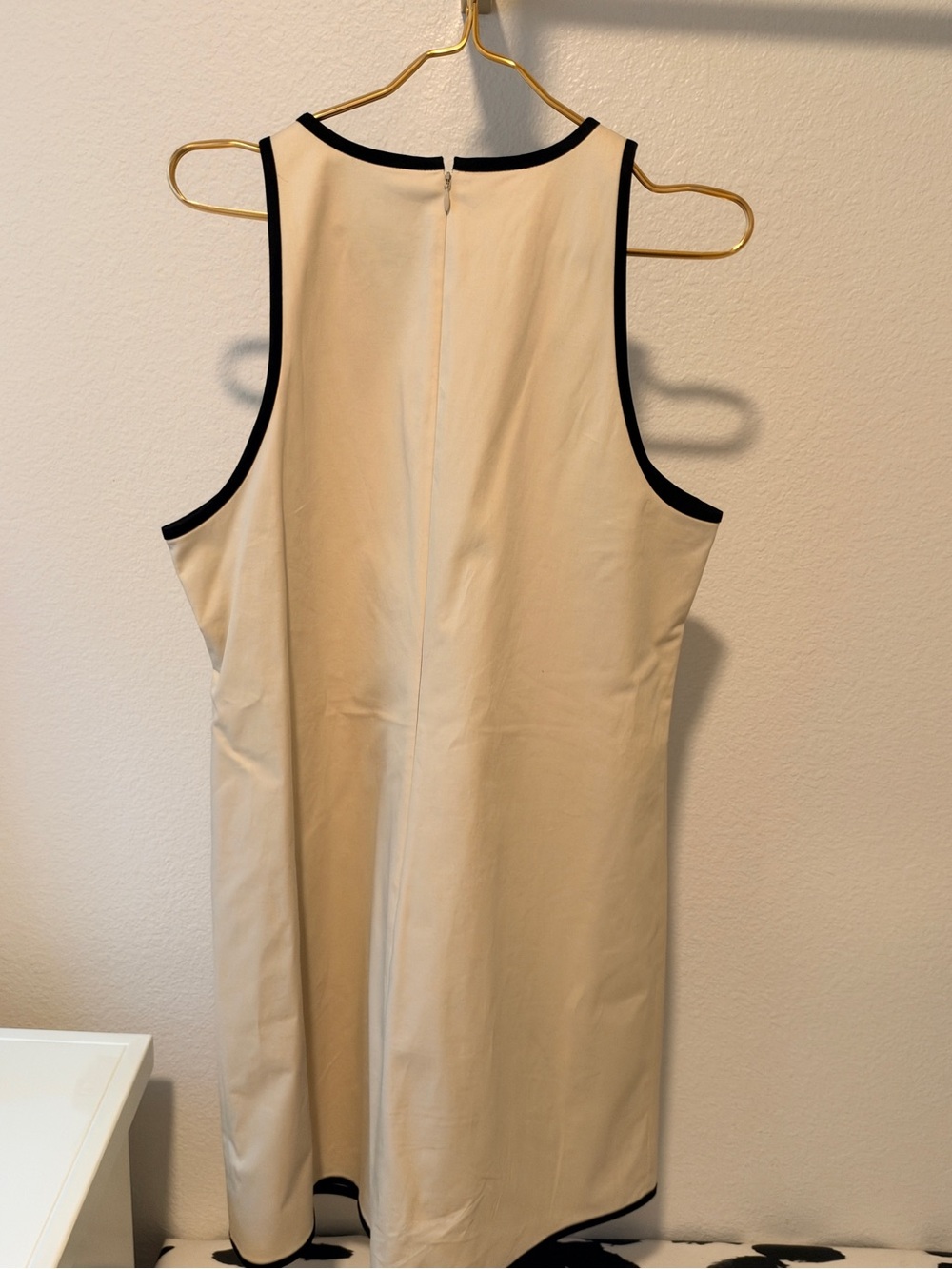 Theory Beige Dress with Black Trim - Picture 3 of 3